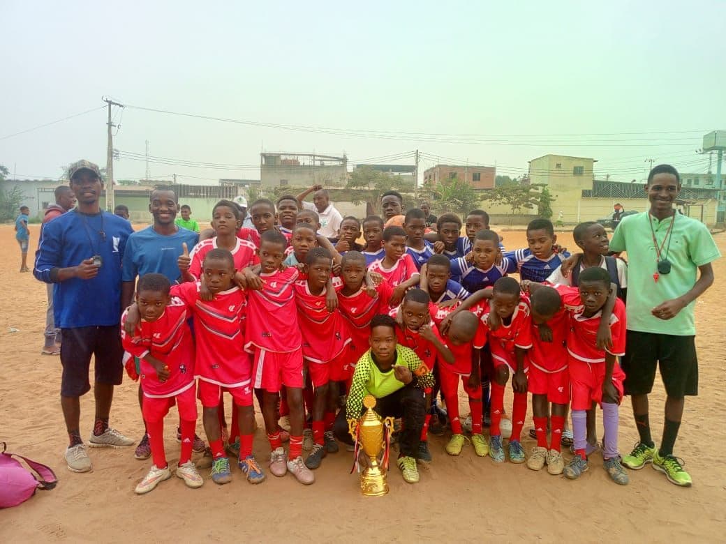 Acção da Mesu a Kikwambi na área do Desporto